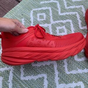 Hoka Bondi7 men’s shoes